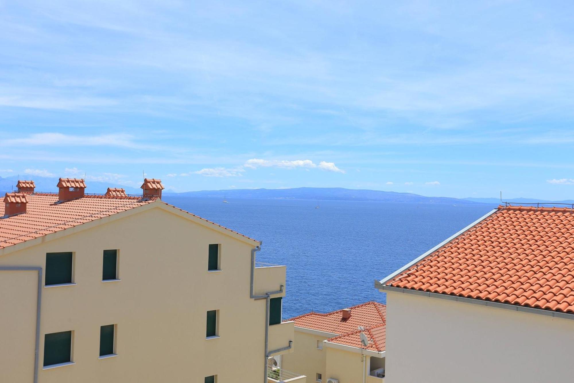 Family Friendly Apartments With A Swimming Pool Businci, Ciovo - 11232 Trogir Dış mekan fotoğraf