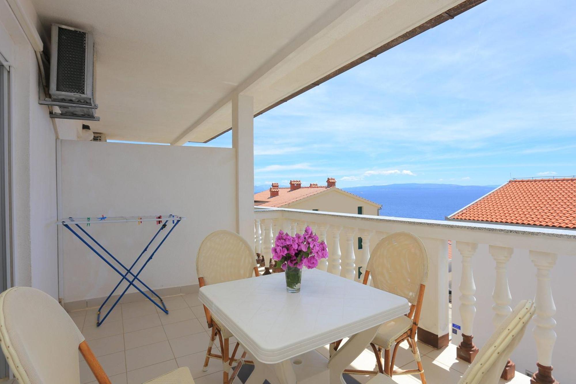 Family Friendly Apartments With A Swimming Pool Businci, Ciovo - 11232 Trogir Dış mekan fotoğraf