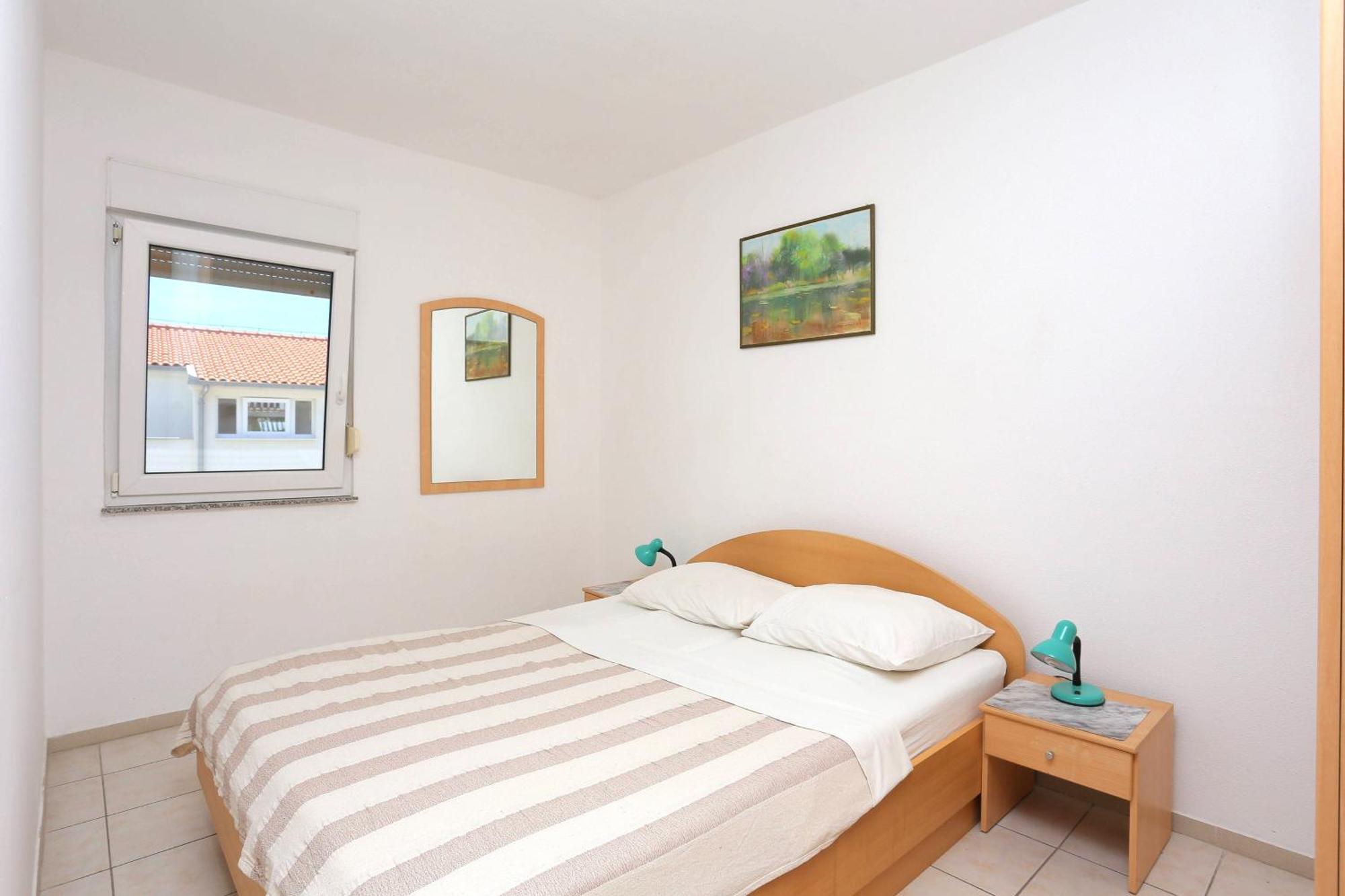 Family Friendly Apartments With A Swimming Pool Businci, Ciovo - 11232 Trogir Dış mekan fotoğraf